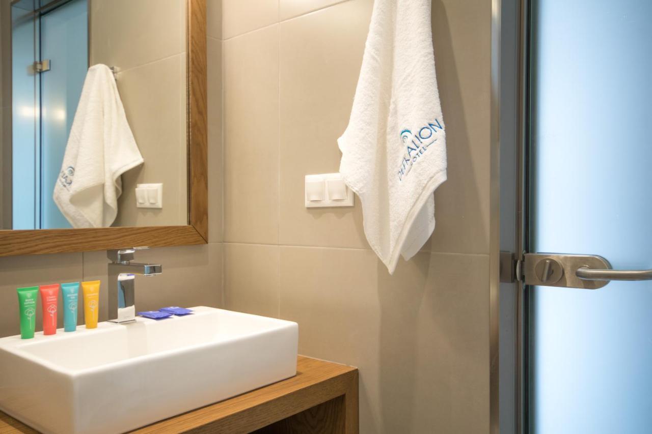 Hotel Defkalion Pétra Kültér fotó